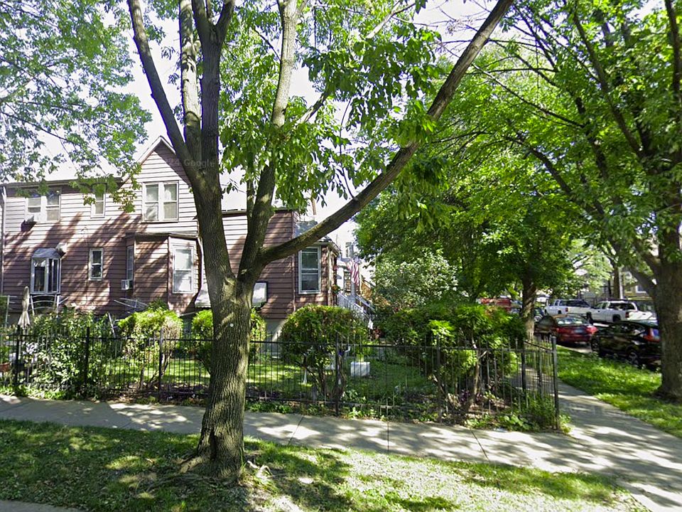 Side of House with large side lawn