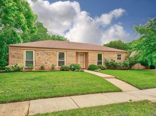 2144 Swallow Ln, Lewisville, TX 75077