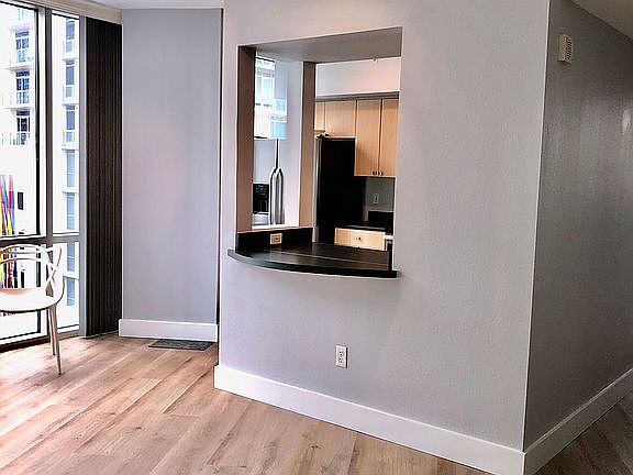 5th image of 322 E Central Blvd Unit 810