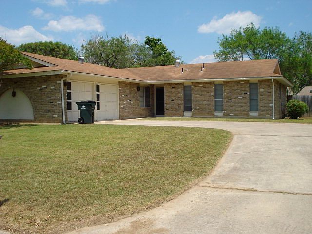 1st image of 209 Galvin Dr