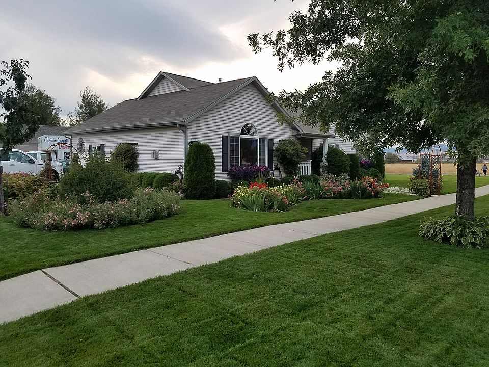1st image of 3083 Mary Jane Blvd