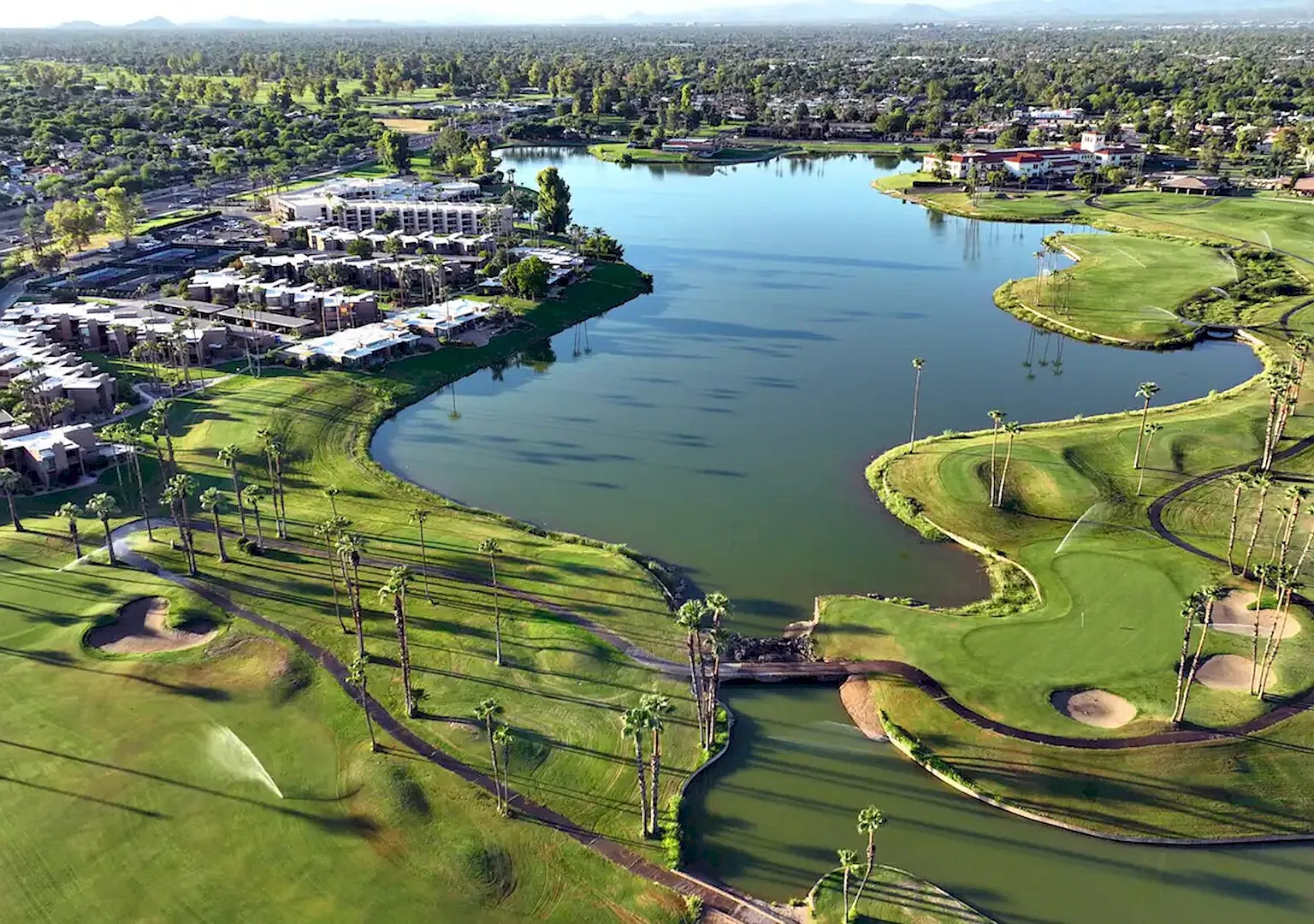 7 BR Golf Tennis SPA Lake Resort Villa — Photo 1