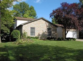 180 Stonefence Ln, Dublin, OH 43017