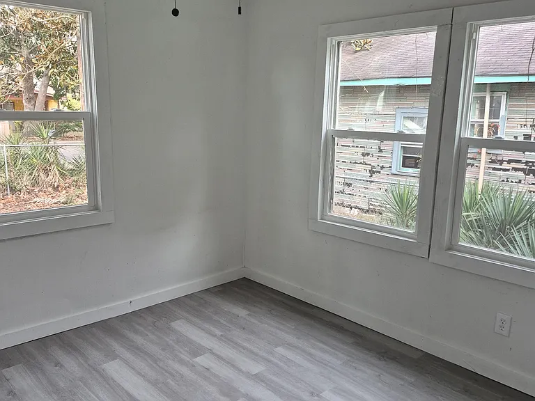 1810 Duke St — Photo 6
