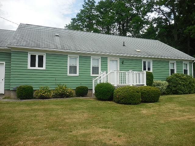 1st image of 110 Gardeau Rd
