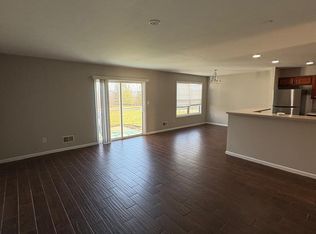 8 Winding Way, Hamburg, NJ 07419
