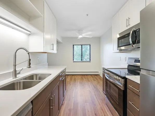 Pondview Apartments