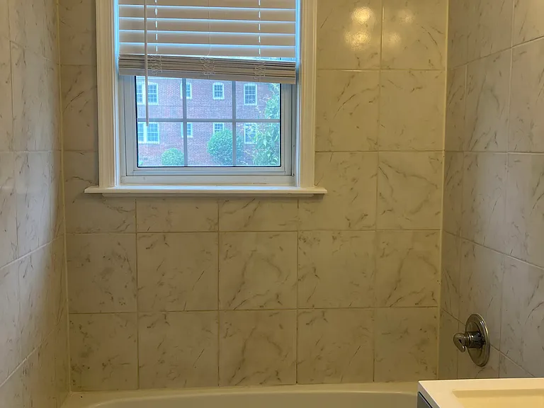 5712 Washington Blvd #4 — Photo 18