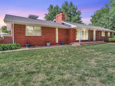 1300 W 6th St, Newton, KS, 67114