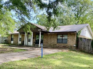 1057 Westwood Dr, Leesville, LA 71446