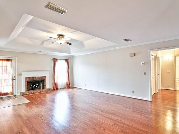3rd image of 2146 River Chase Dr