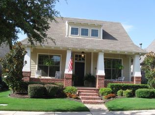 8612 Riverdale Dr, North Richland Hills, TX 76180