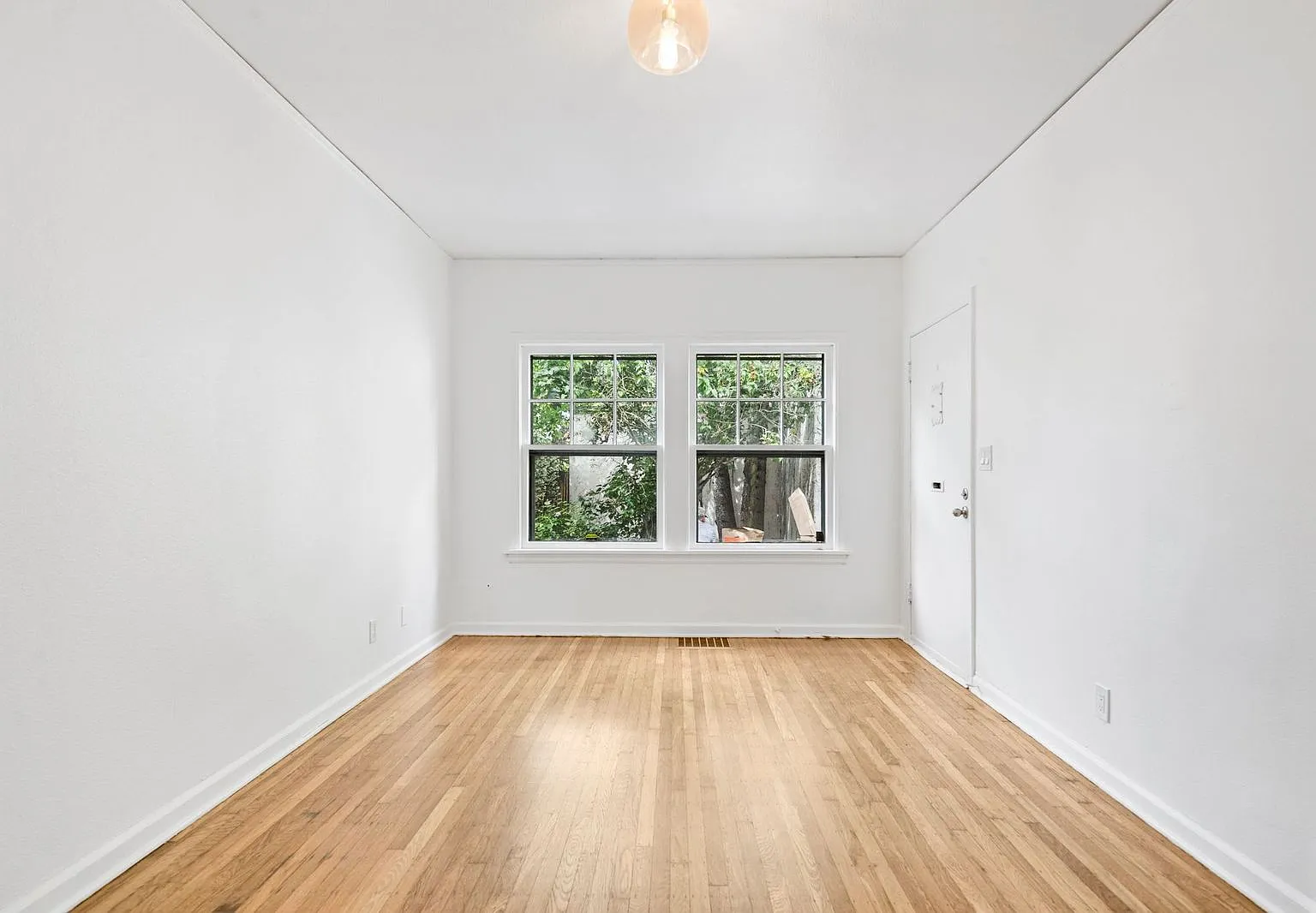 1 bed, $1,695 — Photo 3