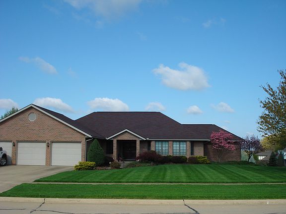 3rd image of 2002 Canterbury Ln