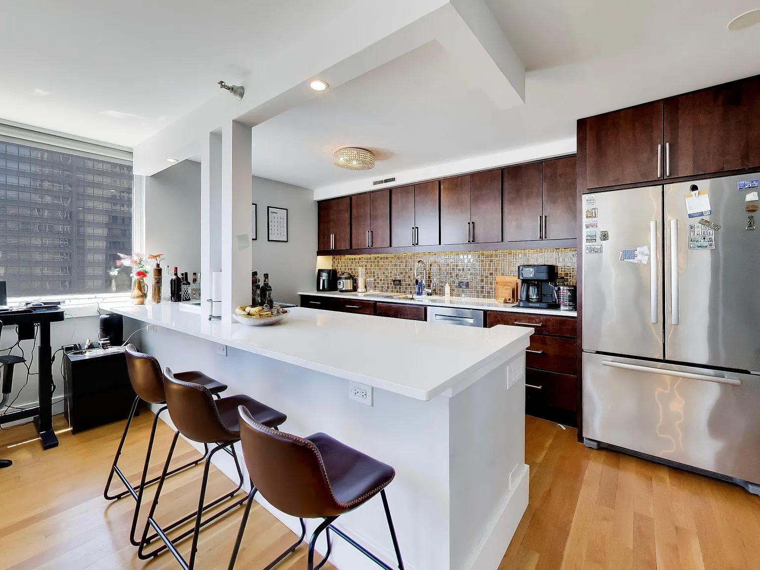 1 bed, 889 sqft, $2,700 — Photo 4