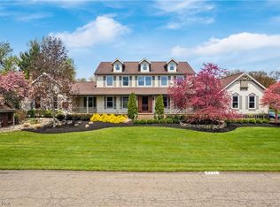 6741 Thornbriar St NW, Canton, OH 44718