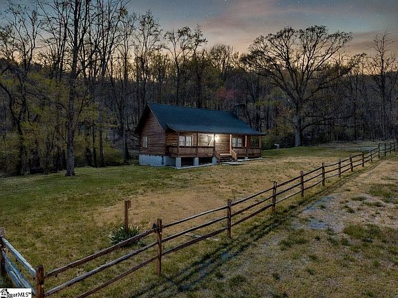 3rd image of 175 Pink Campbell Rd