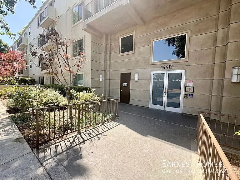 14412 Killion St #401 — Photo 25