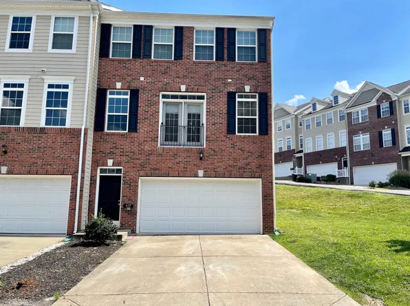 419 Saint Andrews Dr, Morgantown, WV 26508