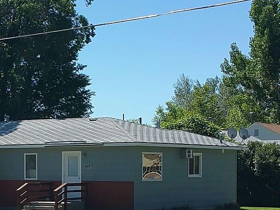 2nd image of 105 E Pershing Ave