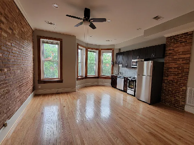 2742 Saint Paul St #C — Photo 3