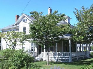 184 Central Ave, Greenport, NY 11944