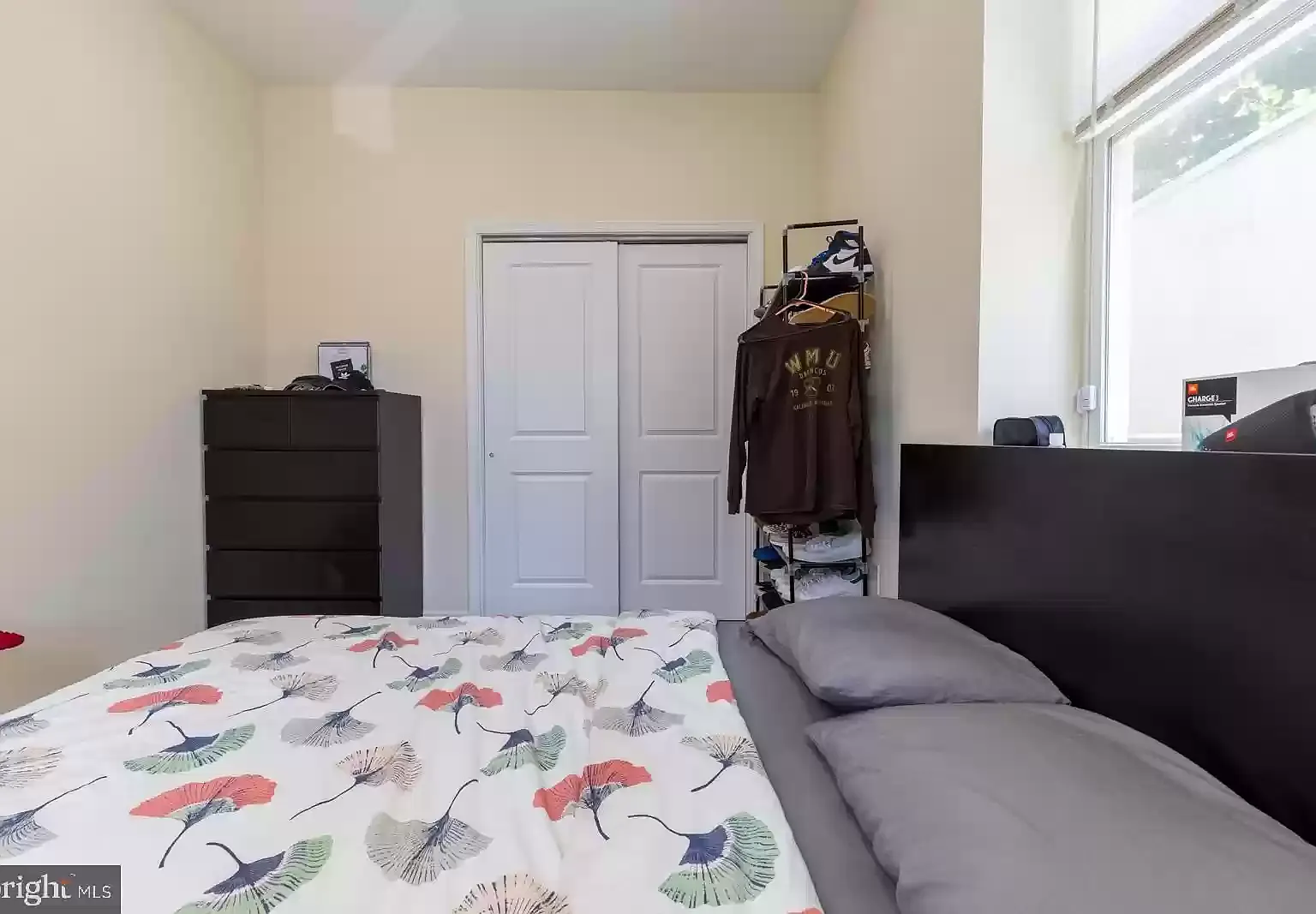 1 bed, 980 sqft, $1,260 — Photo 4