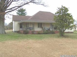16 Joyce St, Trenton, TN 38382