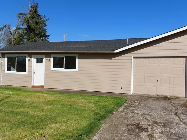 850 N 4th St, Aumsville, OR 97325