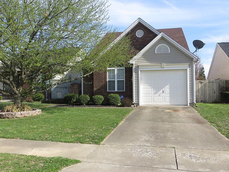 1st image of 2625 Wisteria Gdns