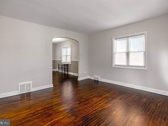 5th image of 1102 Agnew Dr