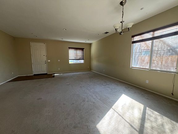 4th image of 6046 Eaglemont Dr