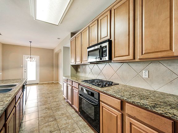 5th image of 9905 Crawford Farms Dr
