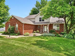 105 Kingsbrooke Blvd, Glen Carbon, IL