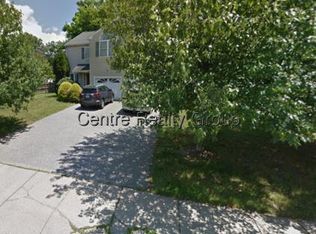 52 Kenneth St #52, Newton Highlands, MA 02461