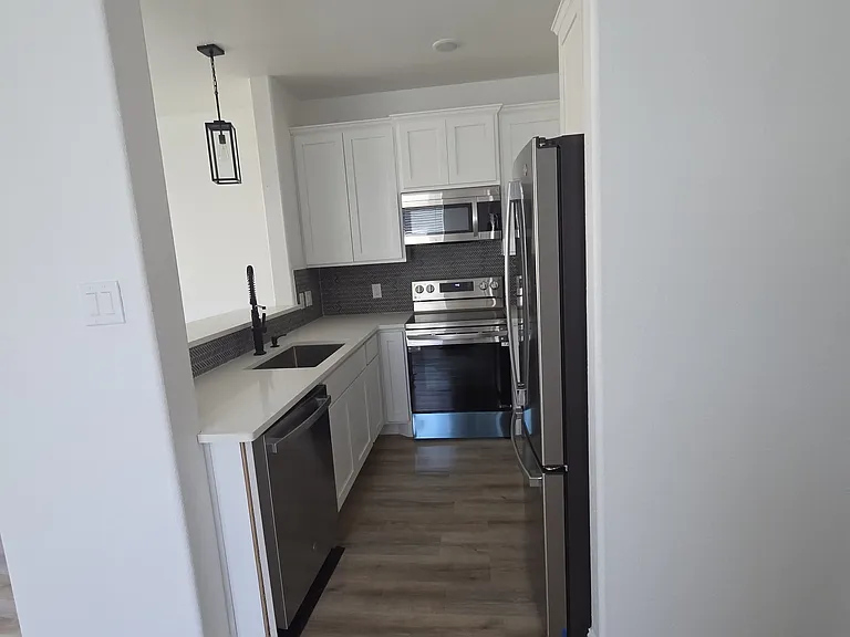 1602 Clay St #1602 — Photo 4
