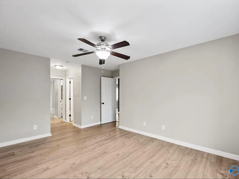 2080 Woodlawn Dr SW #2080 — Photo 6