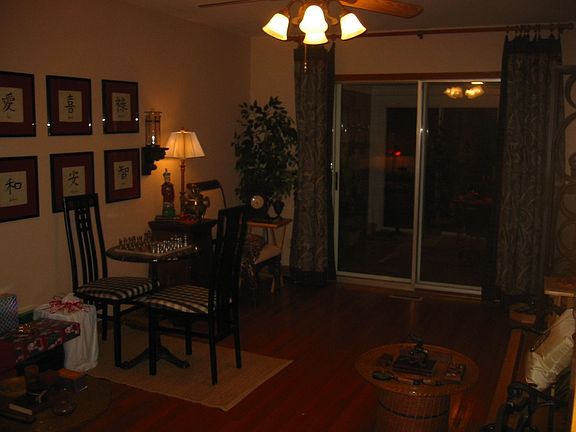 Living Room w/beautiful wood floors