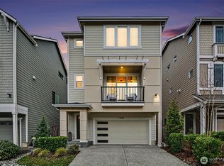17609 21st Ave W #20, Lynnwood, WA 98037