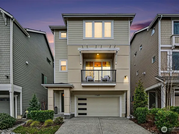 17609 21st Ave W #20, Lynnwood, WA 98037