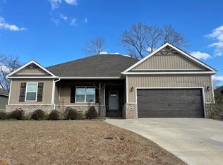 304 Kendall Ct, Perry, GA 31069