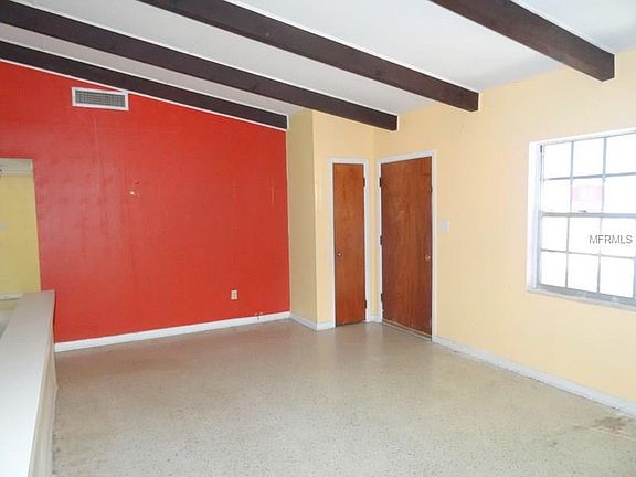 5th image of 2519 W Diana St