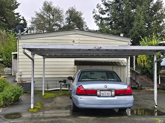 4th image of 186 Sequoia Circle