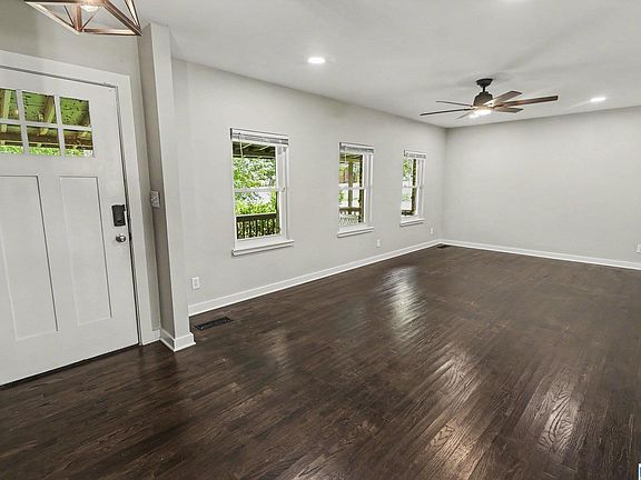 2nd image of 1536 Highland Dr