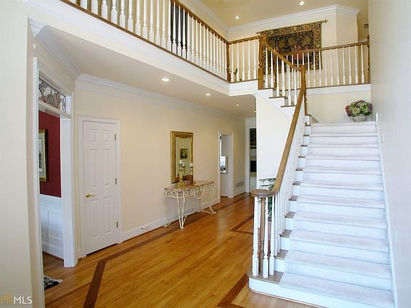 4th image of 8830 Torrington Dr