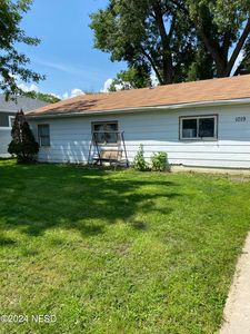 1019 1st Ave SW, Watertown, SD, 57201