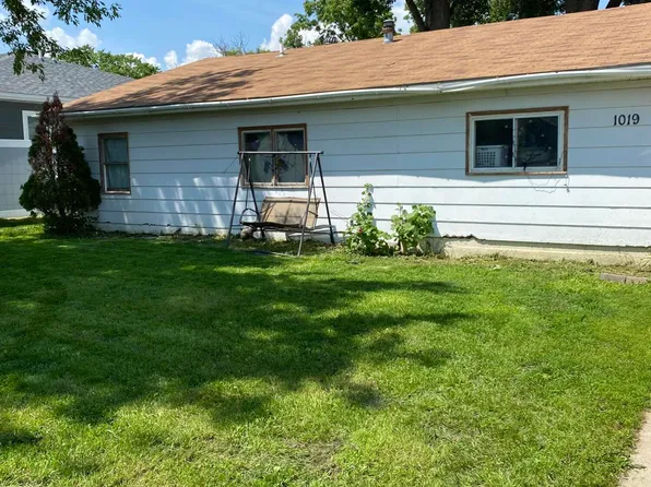 1019 1st Ave SW, Watertown, SD 57201