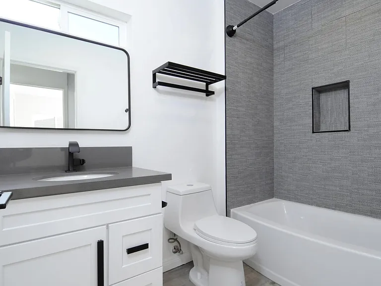 932 Tufts Ave — Photo 11