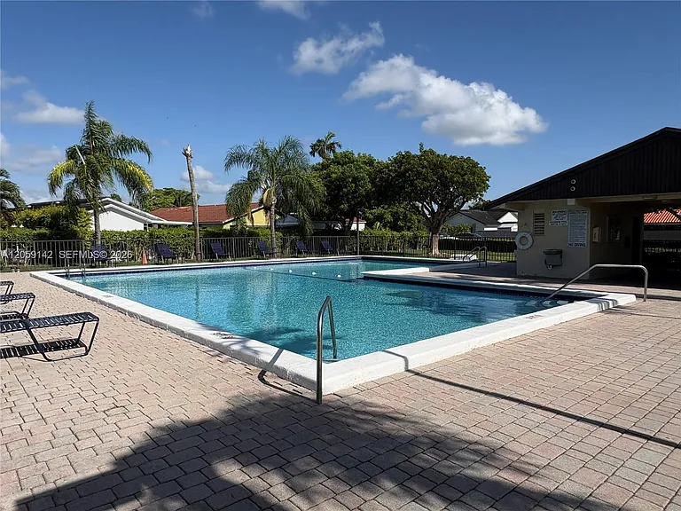 6610 SW 104th Ct — Photo 97