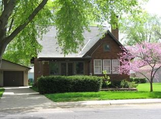 2120 W Heading Ave, West Peoria, IL 61604